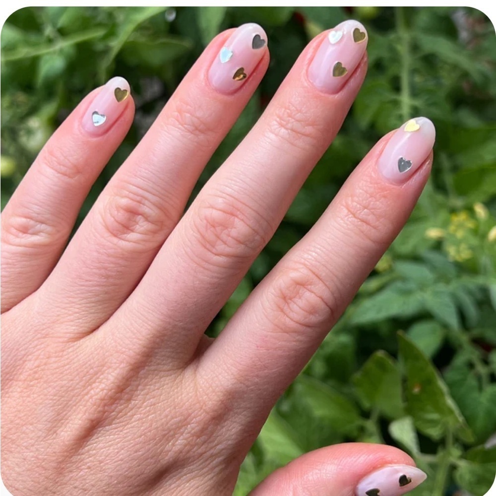 DO NOT BUY!!! Olive & June BIGGEST FAN gold + silver heart confetti polish NEW - Picture 4 of 5